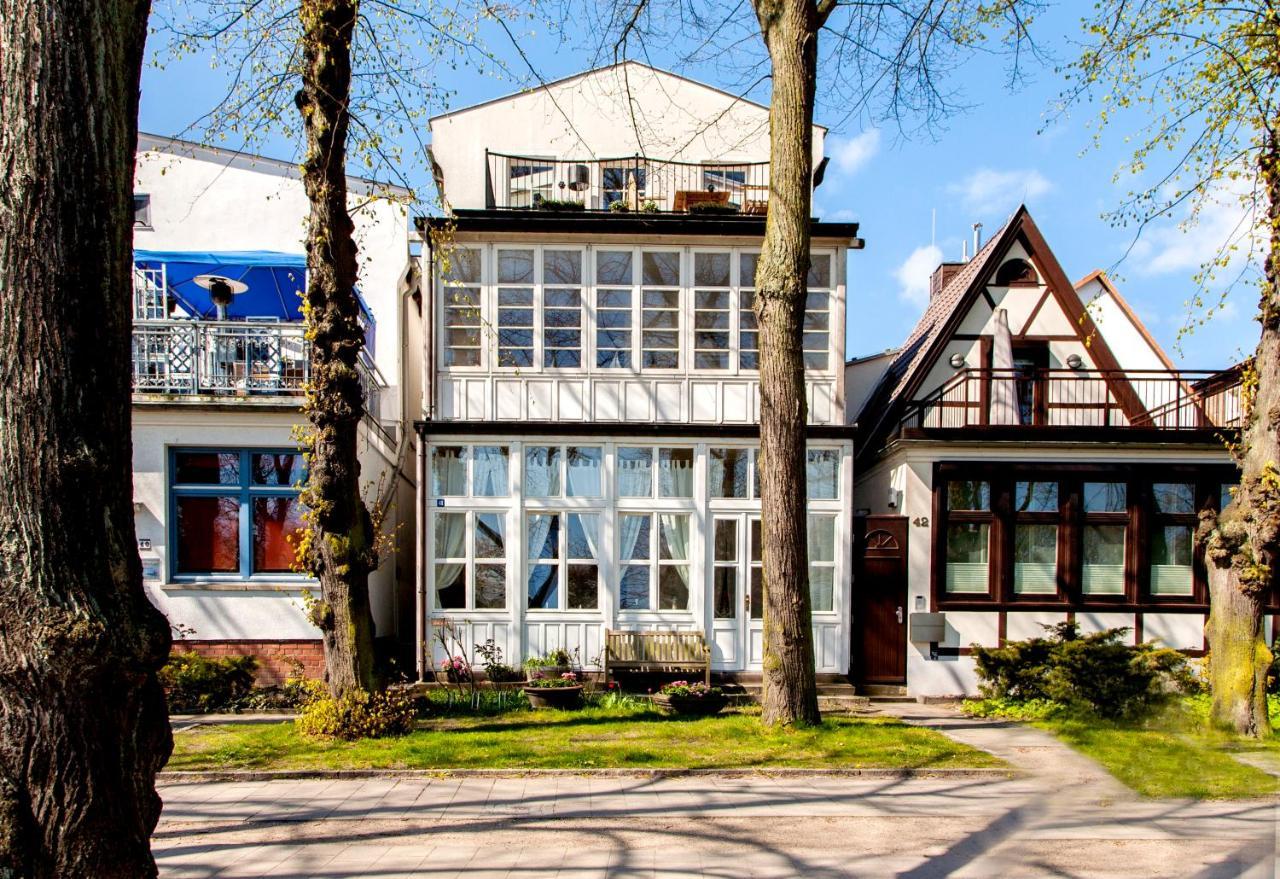 Ferienwohnungen -Am Strom 41- In Warnemuende Росток Экстерьер фото